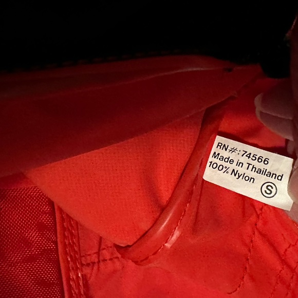 XL fire engine red black coexist Hindu Jewish multi religion yin Yang duffle bag - Picture 8 of 12